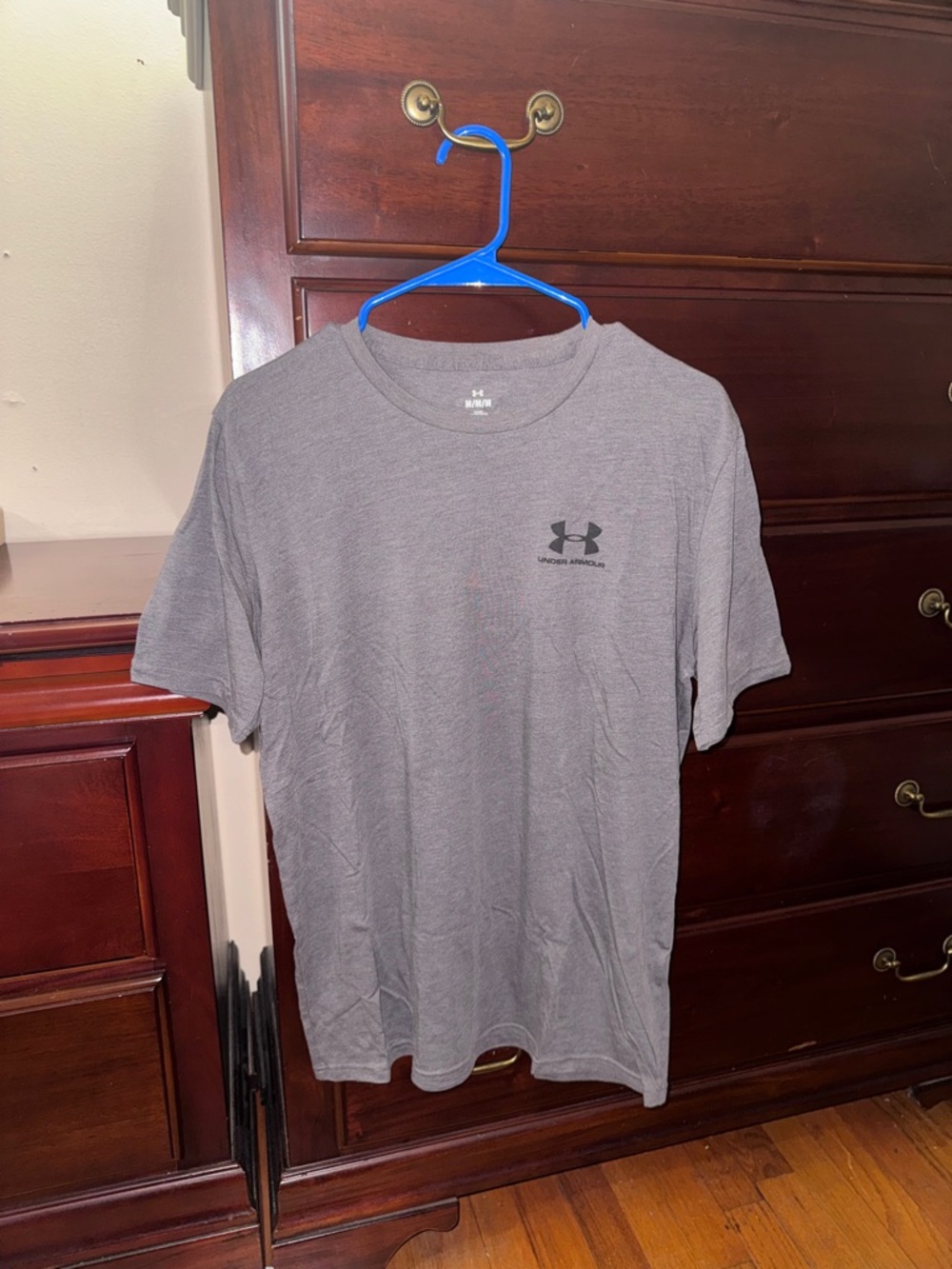 Under Armour Men’s Gray Short-Sleeve Performance Tee with Logo